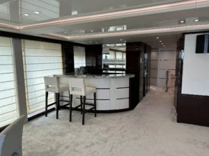 2020-sunseeker-131-yacht-for-sale-hong-kong-2