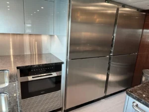 2020-sunseeker-131-yacht-for-sale-hong-kong-4