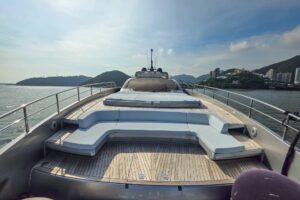 2024-riva-102-corsaro-for-sale-in-hong-kong-12