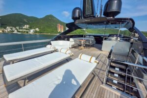 2024-riva-102-corsaro-for-sale-in-hong-kong-2