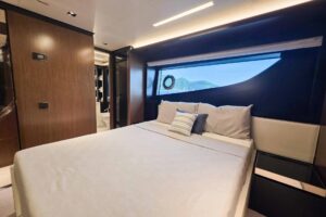 2024-riva-102-corsaro-for-sale-in-hong-kong-23