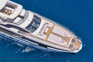 2025-azimut-grande-32m-for-sale-in-greece-25