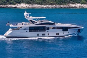 2025-azimut-grande-32m-for-sale-in-greece-26